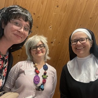 Maria Pöppel-Lindt, Trudi Gösser und Schwester Bonifacius
